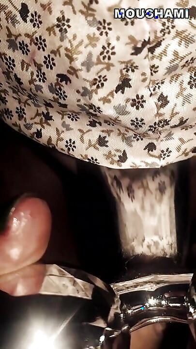 Desi bhabhi dildo play on her pussy and full enjoying