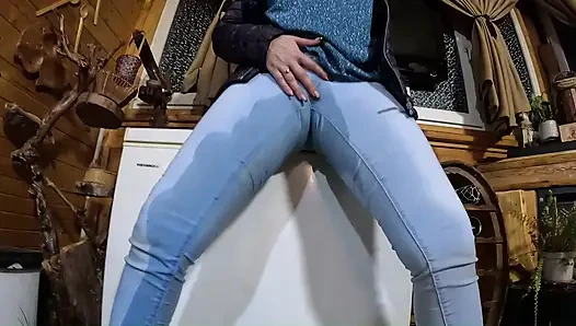 Cameltoe ketat, payudara besar & sepong basah - tenggorokan dalam facefuck joi berakhir