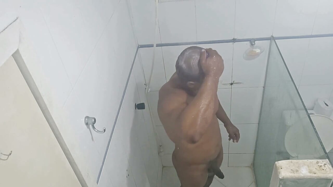和我一起洗个调皮澡