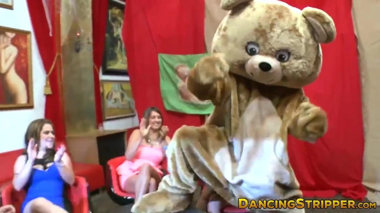 CFNM bachelorette party where babes enjoy big black dick