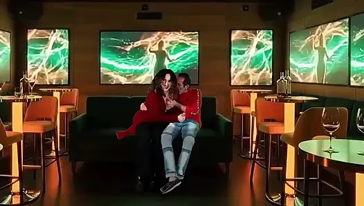 Ich masturbierte einen Nachtclubmanager im VIP-Raum, während mein Mann filmte