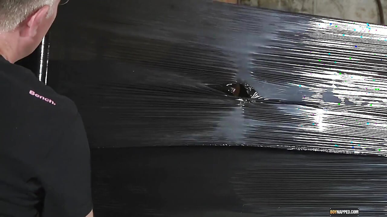 Palette eingewickelt