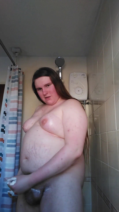 Epski trenutak iz "Ogromna trans BBW jede spermu s vrhnjem"
