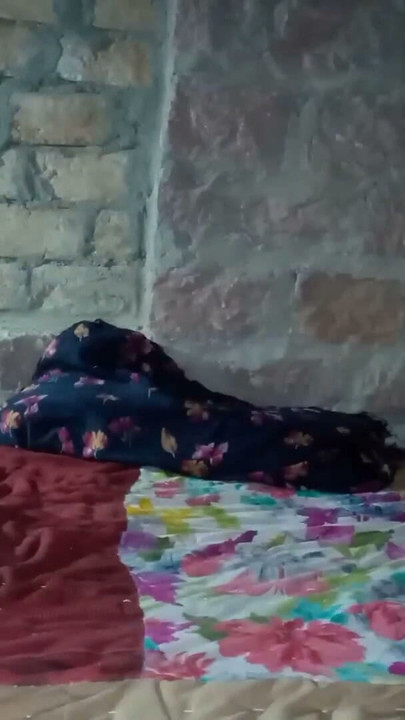 Desi ladki ko rat me jor jor se choda. | Clip 2