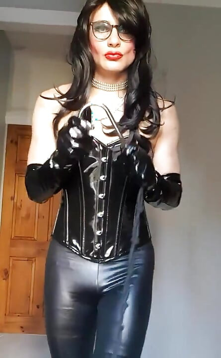 Pokazywanie moich zabawek erotycznych