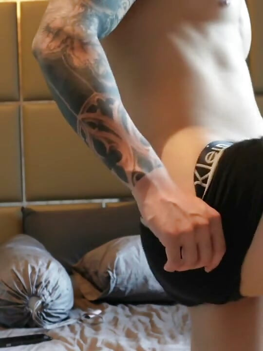 Titus Low Shows off His Ass and Jerks off