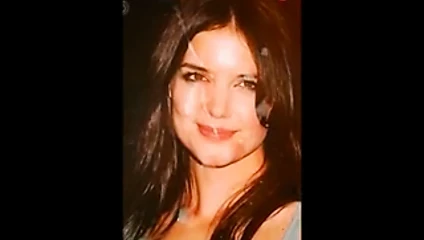 Döl sürtük fahişe Katie Homes'a haraç