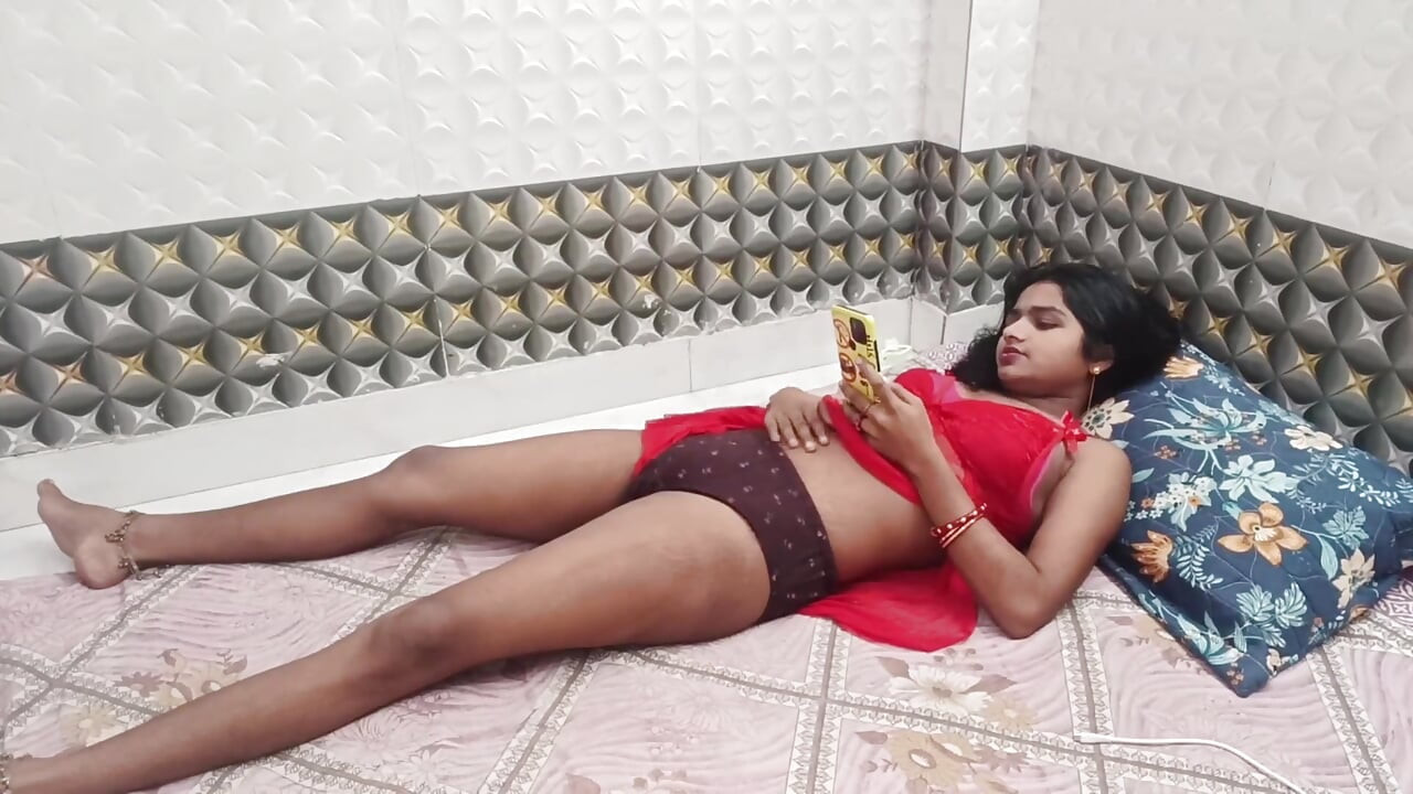 Desi Girl in Red Lingerie Home Sex - Doggy & Missionary Fuck
