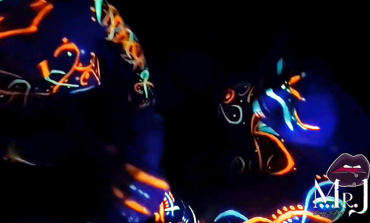 Sex and Uv Painting with Nyx & Dmona