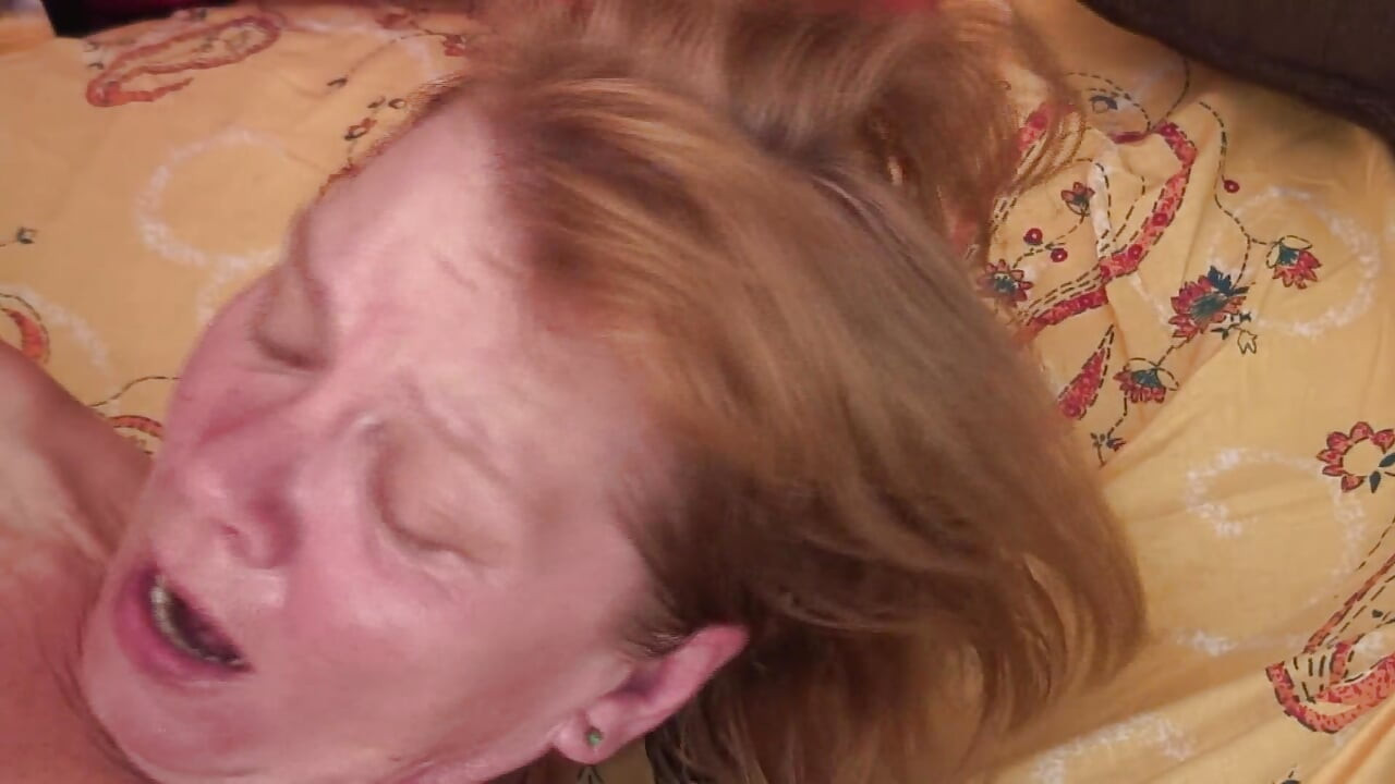 الناضجات يعشقن أن يمارسن الجنس