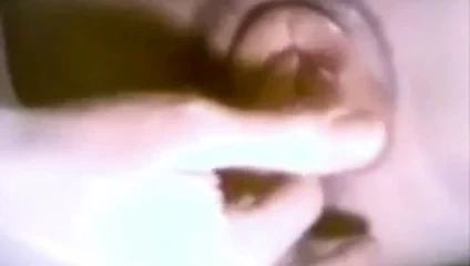 Ne .... kız kam üzerinde kedi pompalar