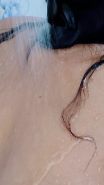 18+ college girl nude bath and fingering xxx | Clip 1