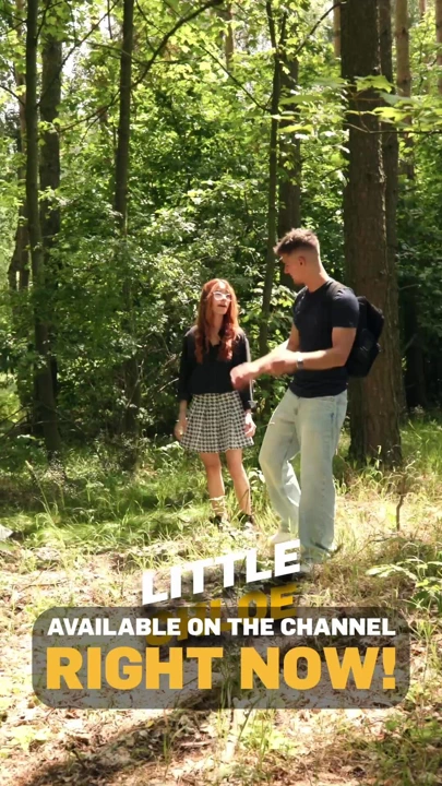 在树林里绝望的饥渴