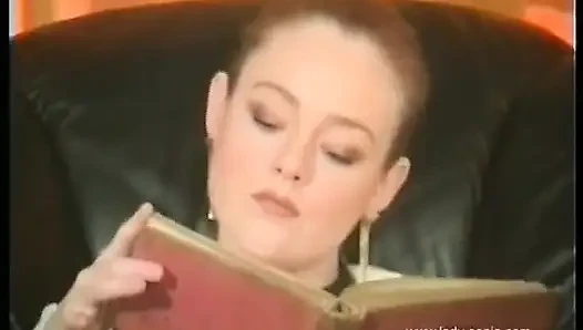 Vivienne dan Tongkat