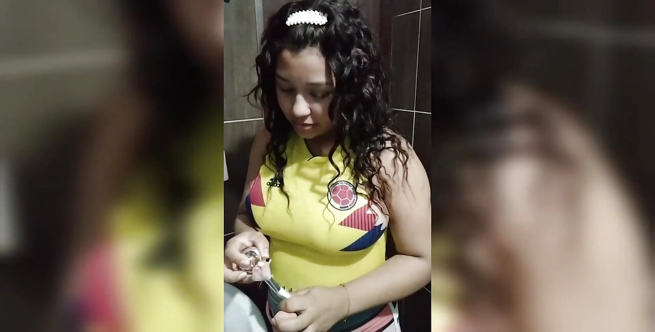 Myślę, że nie mam dość kobiety dla siebie mąż zawsze mnie odrzuca, mówię mu, że chcę się pieprzyć i wszystko kończy się źle!