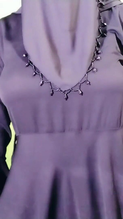 Γυναίκες με μαντήλα γαμούνται με γιατρό | Κλιπ 3