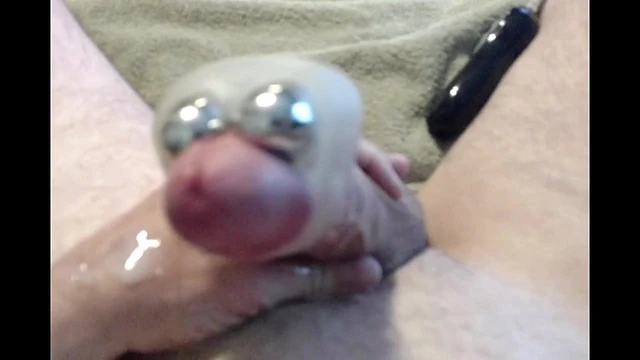 Head teasing, precum and cockring vibrating for a huge nut