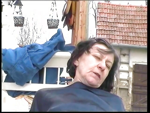 Horny granny wants younger guy to fuck her in the backyard