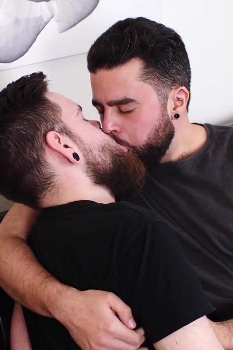 BEARFILMS - Inked Claudio White hammered by big bear after BJ