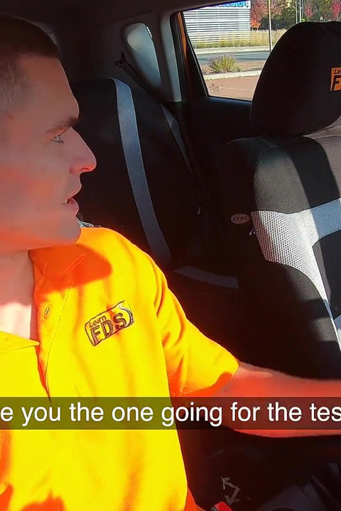 Instruktør jukser med Hot Student