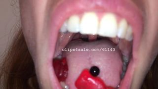 Mouth Fetish - Silvia Eating Video 1