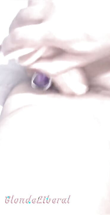 Make a Date with Me and Come Stick Your Big Dick in That Greedy and Slutty Pussy,... and I Love It When You Cum in My Mouth, Too