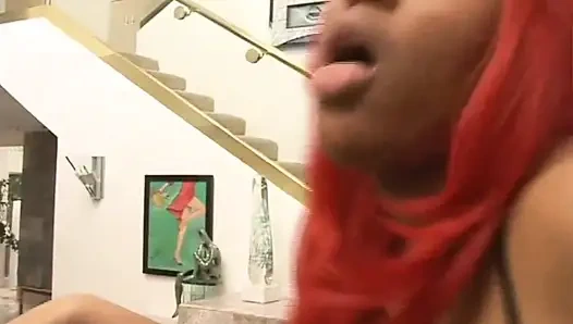 Nyepong kontolku sementara temanku ngentot memekmu dengan kontol hitamnya yang besar!!