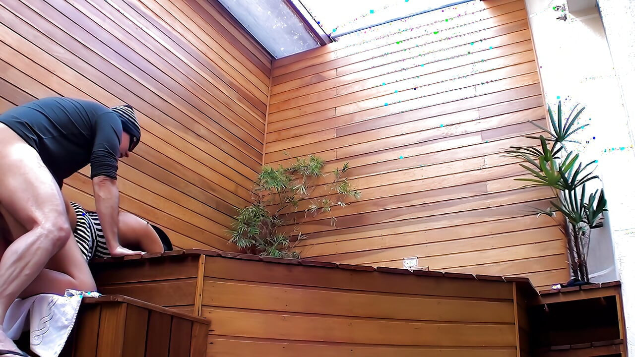 I the Married Brunette Without Her Husband Knowing