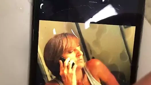 cumtribute donella