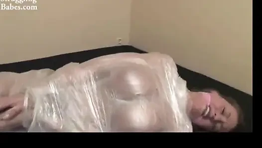 Siapa yang akan membuang sampah ini?