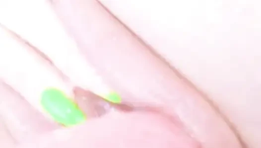 Schau zu, wie mein schätzchen mit fingerny muschi schätzchen ist
