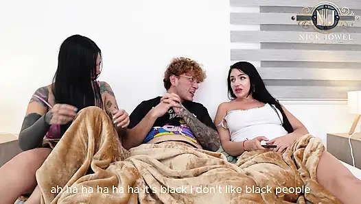 Молодого гея трахают его похотливые друзья