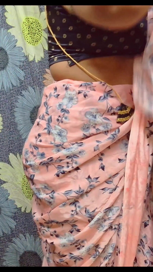 भाग २ :- चाचीच्या मदतीने सावत्र आईची चुदाई | क्लिप ३