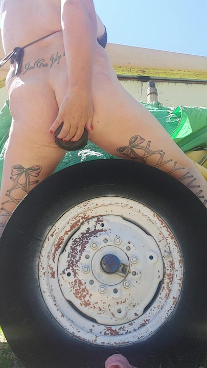 Ride the wheel