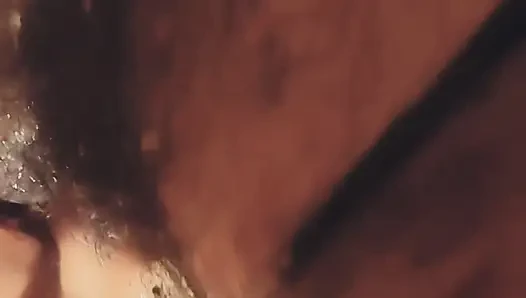 Sexy cubby ehefrau fickt im badezimmer