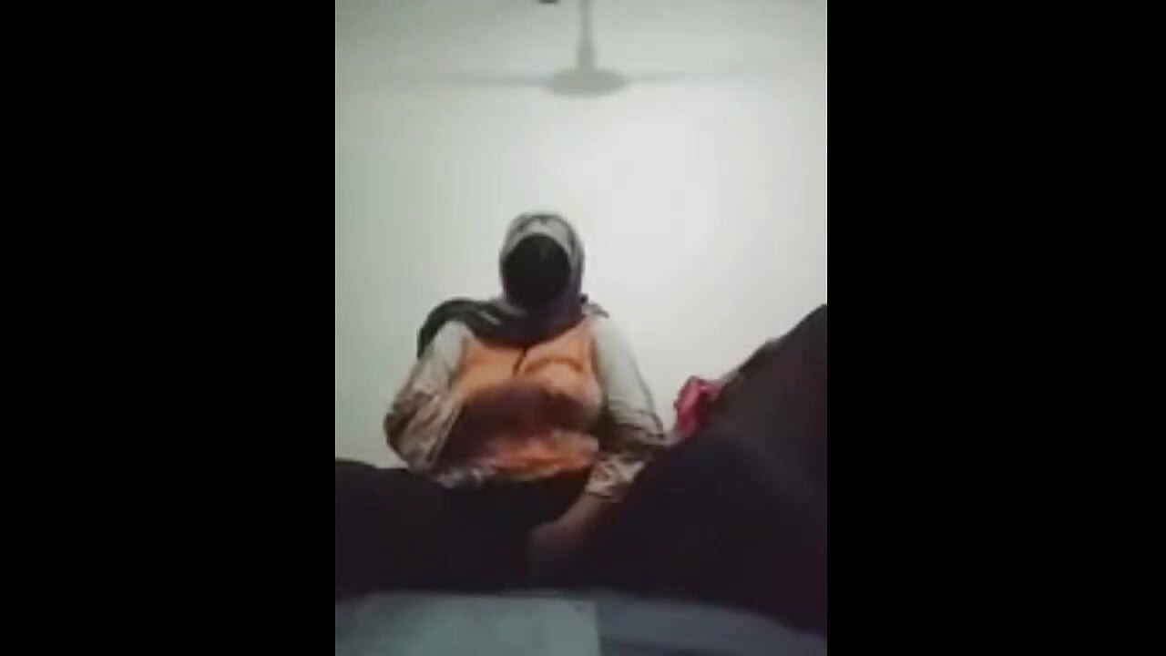 Yeni ateşli seksi hikaye Hintçe tam ateşli hikaye yeni viral hikaye ateşli yenge seks videosu Hintçe Urduca seks videosu xxx