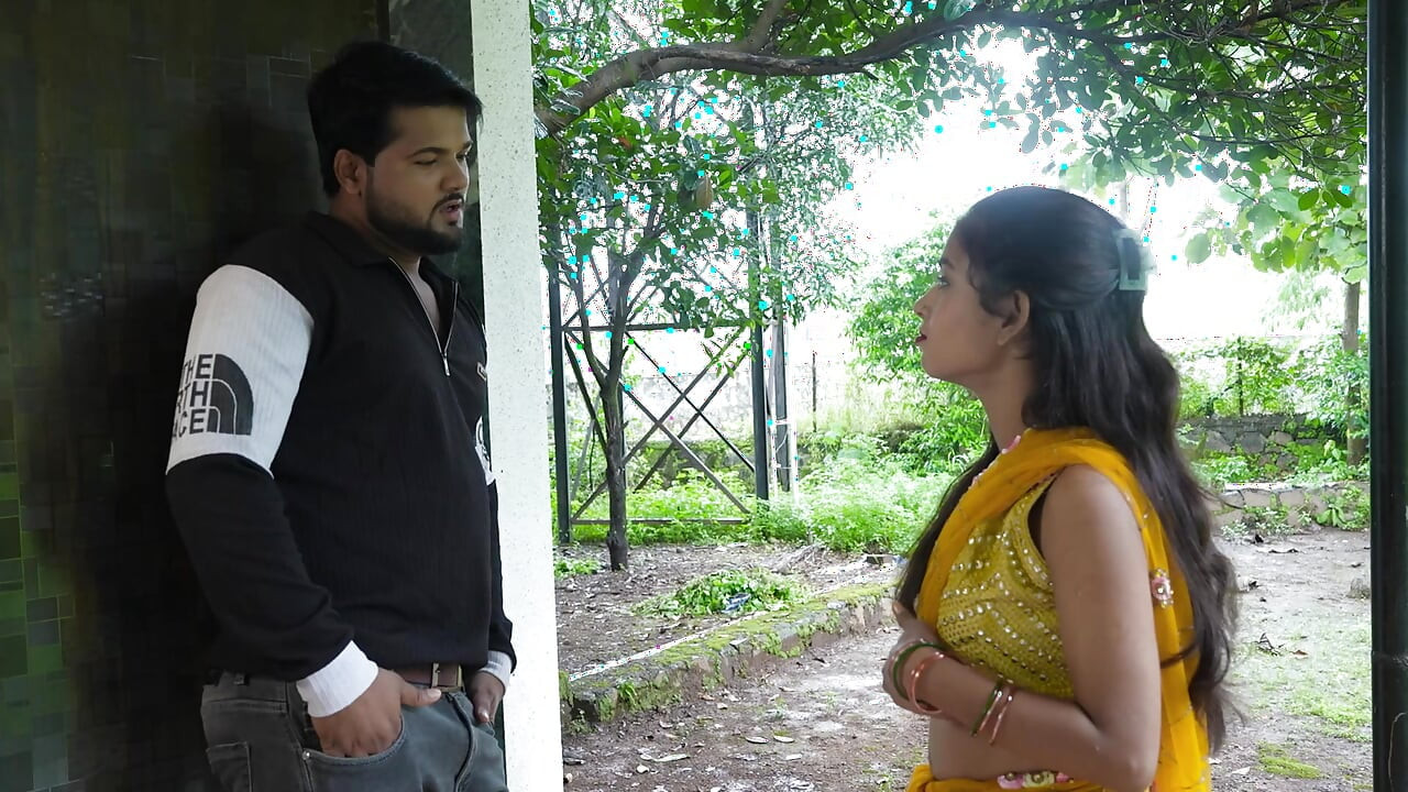 Desi lokalna seoska tinejdžerka seksa sa susjedom