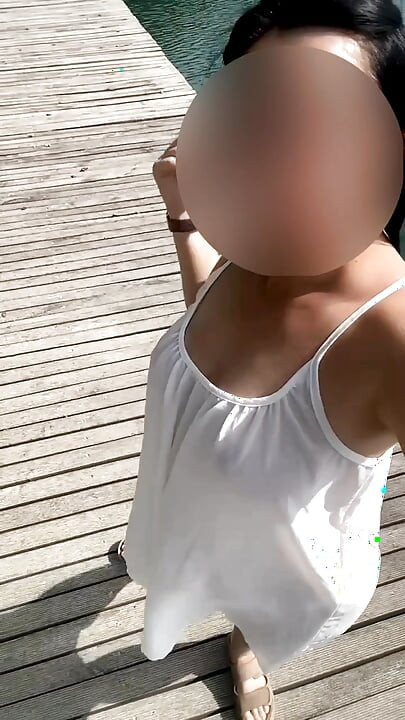 ビーチのセクシーな女の子