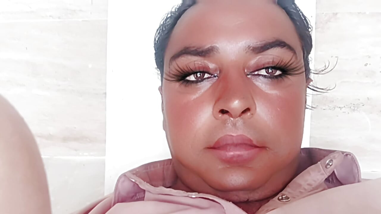 Beautiful solo Pakistani Imran home video
