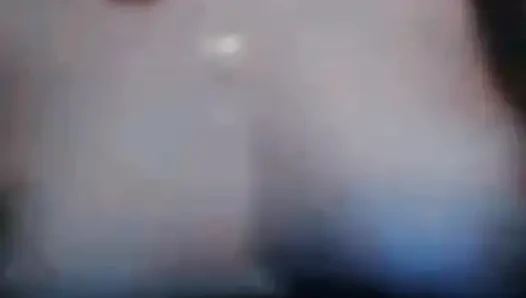 Wow, videoanruf mit dem liebhaber einer frau stillt
