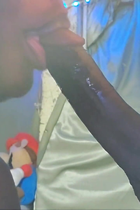 She Wouldn't Stop Sucking Dick Slurping Him Until He Nut!!!