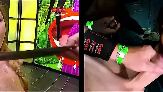 Ggg Джон Томпсон - Возбужденные Шлюшки Дико Сосут Члены