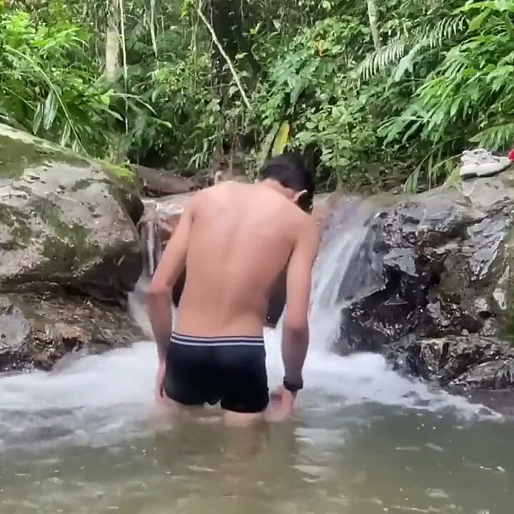 Isak Masturbates in the Middle of the River