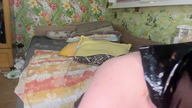 Big bottles fuck in latex and hood and lots of squirt