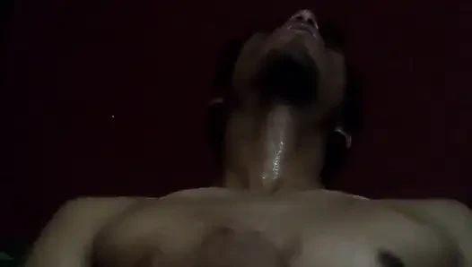 Büyük yarak ejeksing süper lezzetli sperm