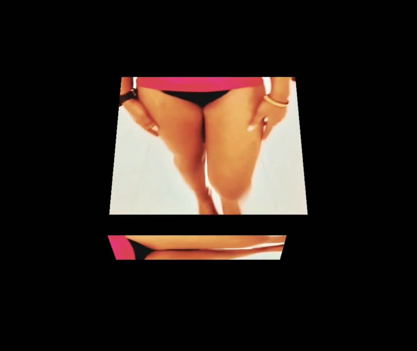 Walking to tease , boobies bounce,ask twerk