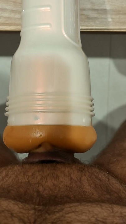 Using my fleshlight for the third time after 2 weeks of not masturbating