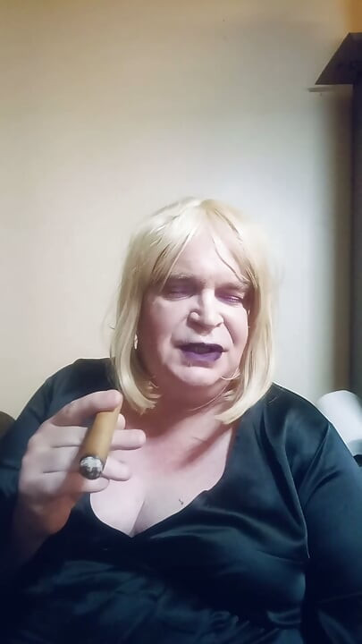 Part 3 - BBW TV discussing her many years in the BDSM and Kink world