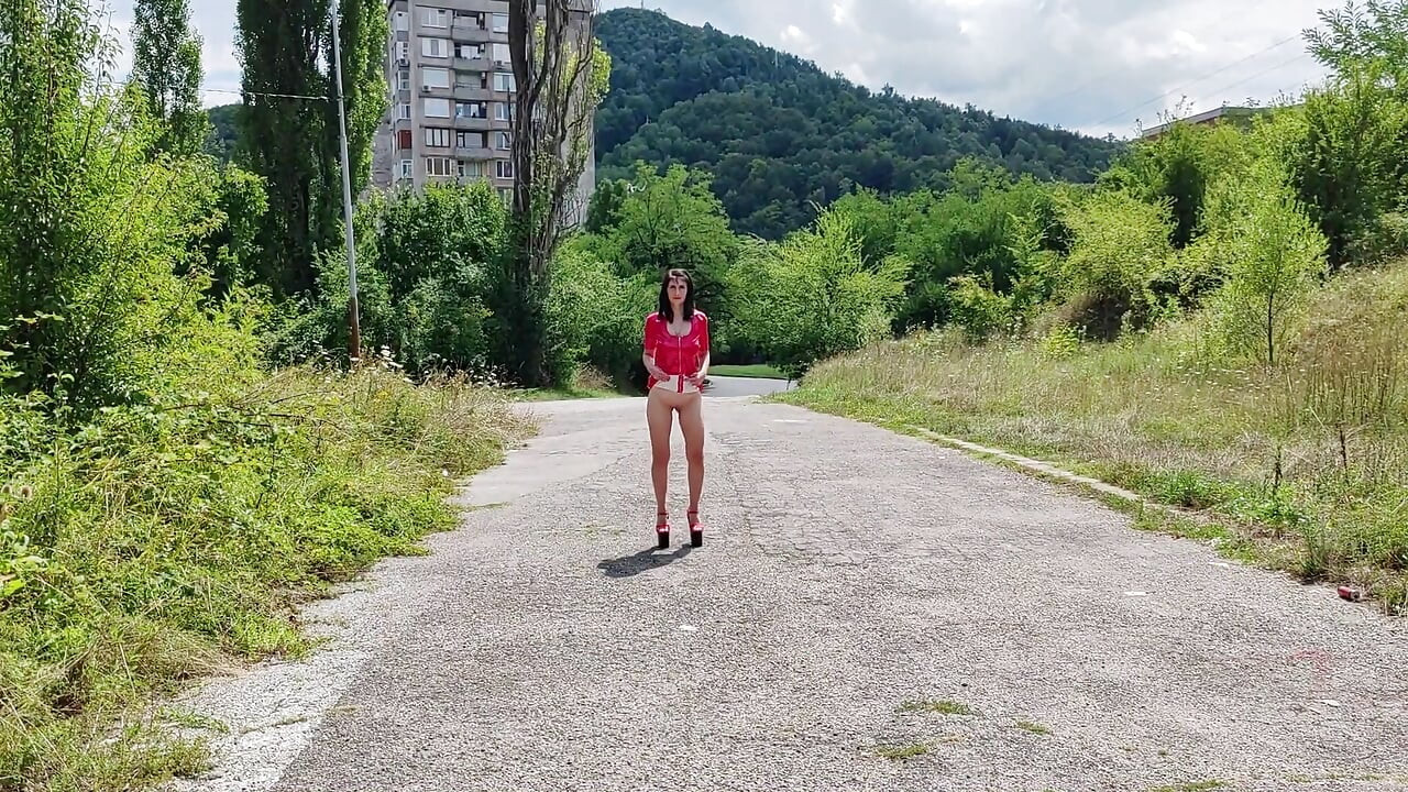 Slave Tih - Apenas uma Caminhada