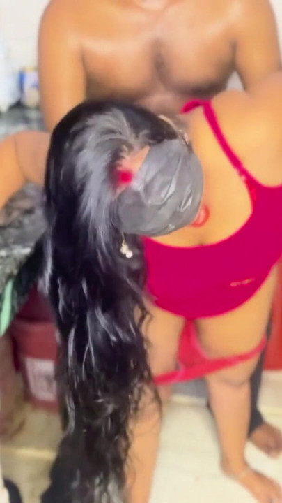 Desi muž budi svoju seksi ženu za jutarnju intenzivnu čudai sesiju | Klip 1